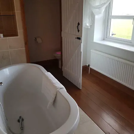 Newby Cross Penzion *