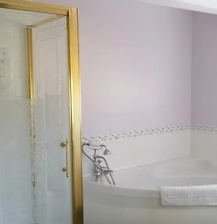 Pensjonat Newby Cross *